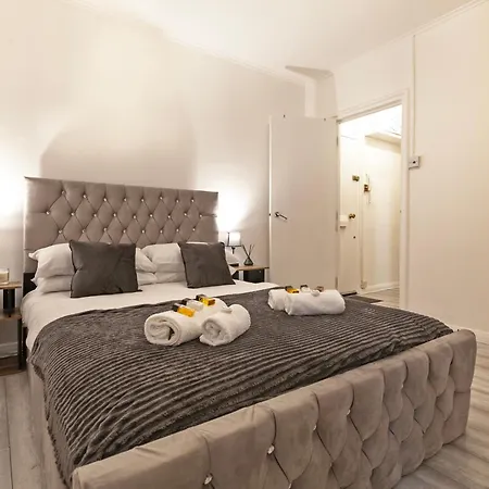 Beautiful One Bedroom Flat In Scott Ellis Gardens London