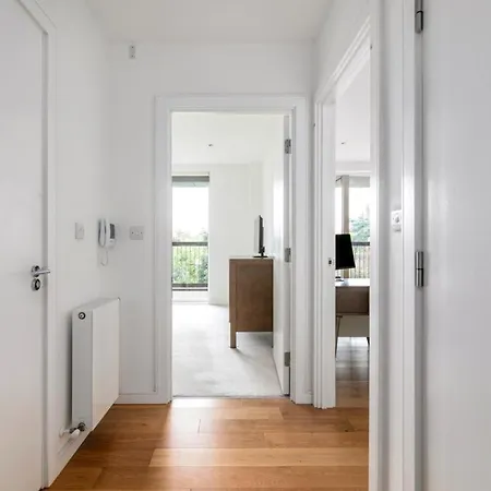 Brilliantly Connected 1bd Flat By Clissold Park Apartment
