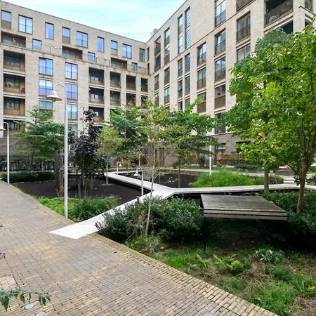 Brilliantly Connected 1bd Flat By Clissold Park Apartment London