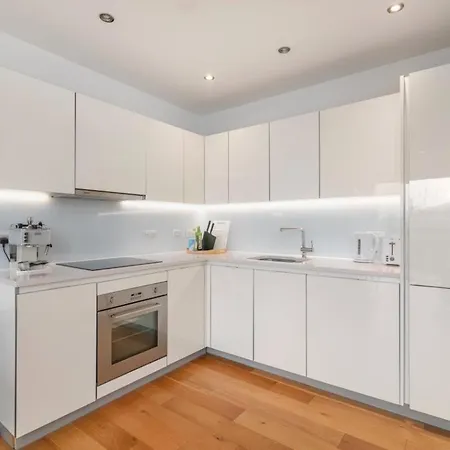 Brilliantly Connected 1bd Flat By Clissold Park Apartment *