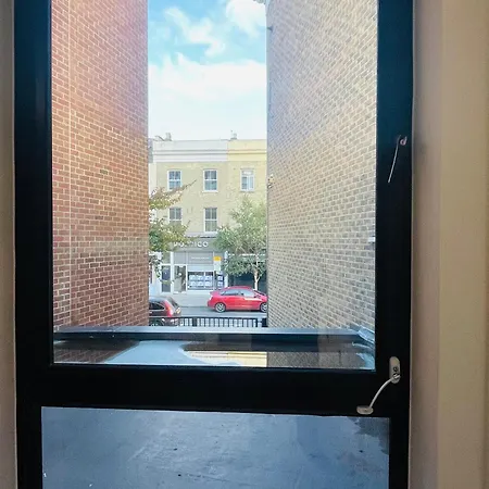 公寓 Fully Furnished Duplex In Askew Road 伦敦