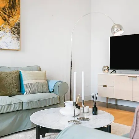 Penthouse Overlooking Hyde Park * London