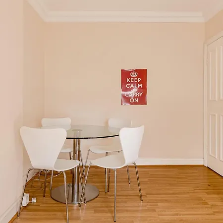 Apartment Comfy 1br Flat, 5 Minutes Chalk Farm Tube