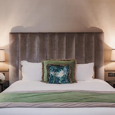 Hotel Althoff St James's & Club