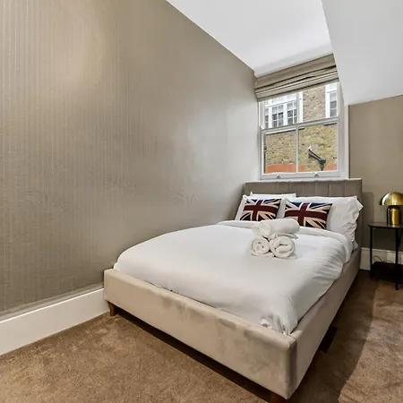 Mayfair With Private Terrace- 2 Bed Appartamento Londra