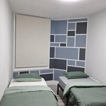 Stratford 4 Bedroom London