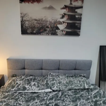 Private In A 2 Bed In Zone 2 * London