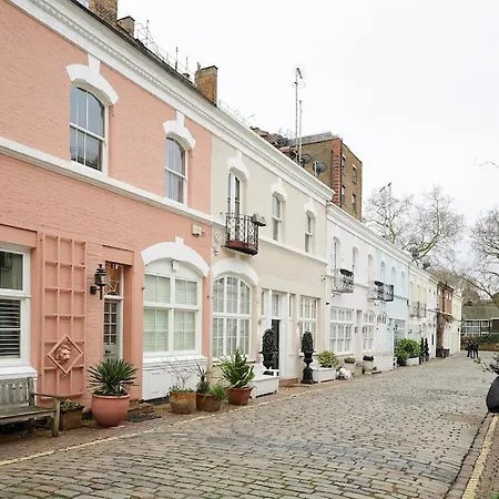 A Perfect Treasure Of A In Knightsbridge *