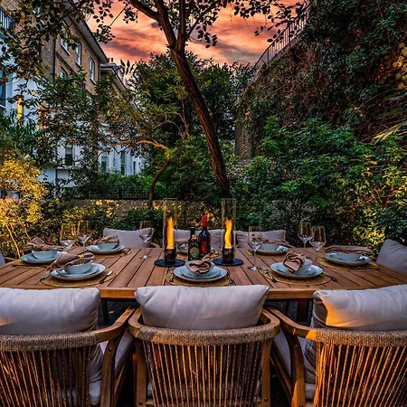 Apartment Stunning Chelsea Garden