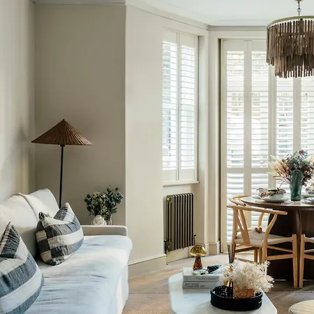 Apartment Stunning Chelsea Garden
