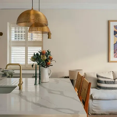 Apartment Stunning Chelsea Garden *