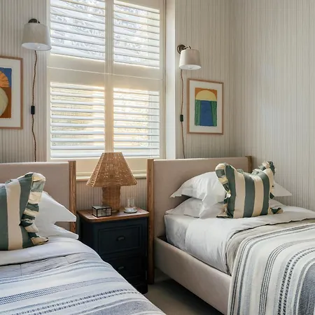 Apartment Stunning Chelsea Garden *