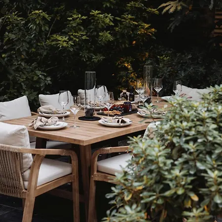Apartment Stunning Chelsea Garden