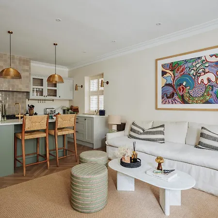 Stunning Chelsea Garden London
