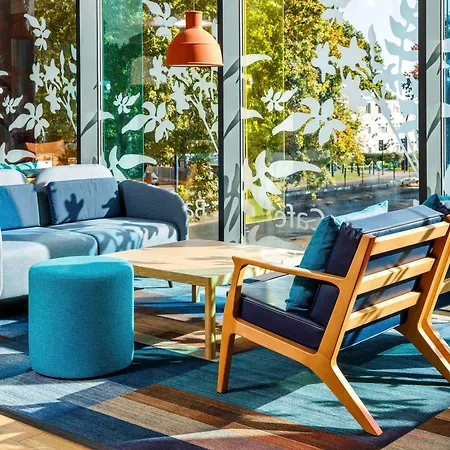 Отель Ibis Budget London Heathrow 3*