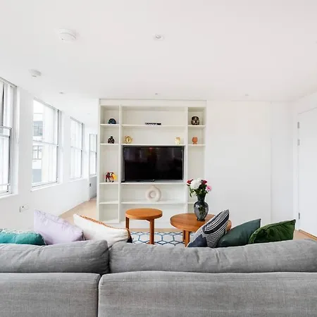 Perfect One Bed In Park Station * London