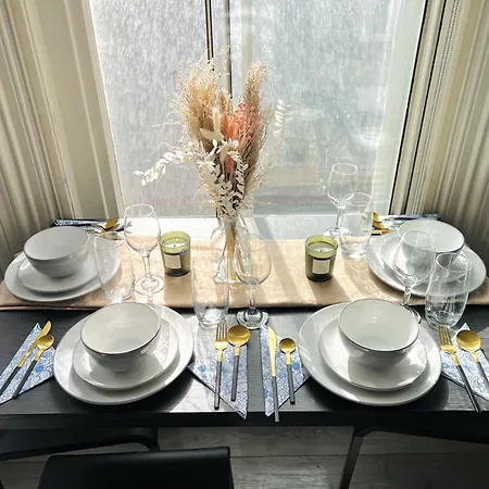 Hyde Park Mansion Apartment