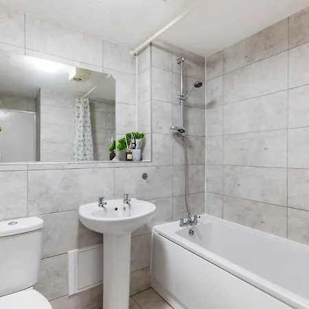 Cozy Near O2 Arena Londra