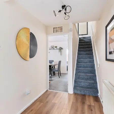 Affittacamere Cozy Near O2 Arena *