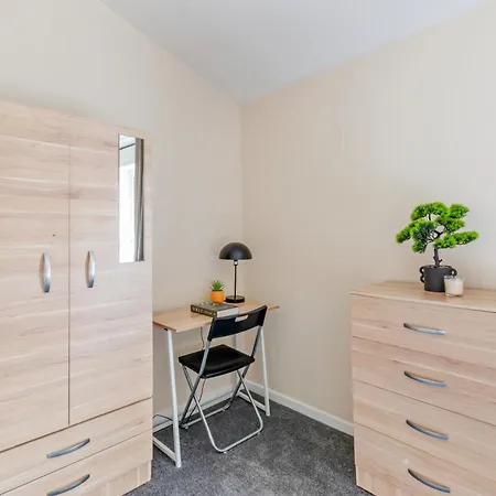 Cozy Near O2 Arena