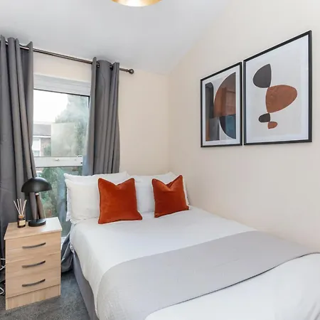 Cozy Near O2 Arena *