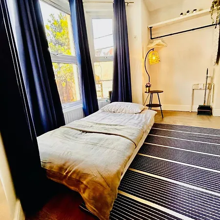 Apartahotel Rest Boutique Acton
