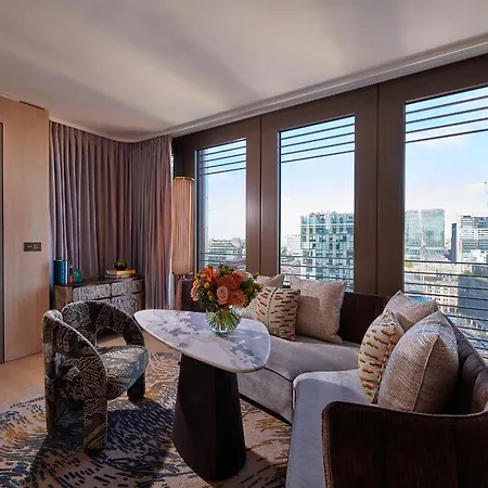 Pan Pacific 5* London