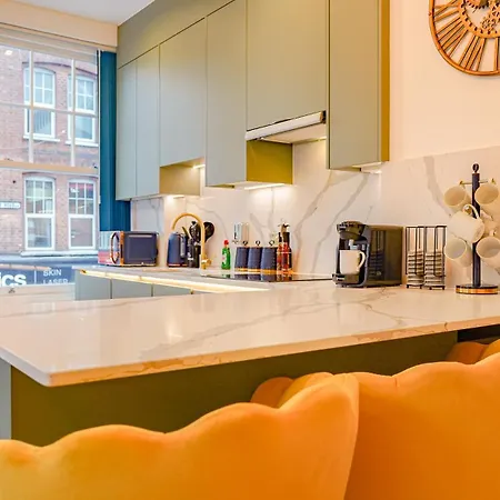Apartamento New Luxurious Stunning Block In