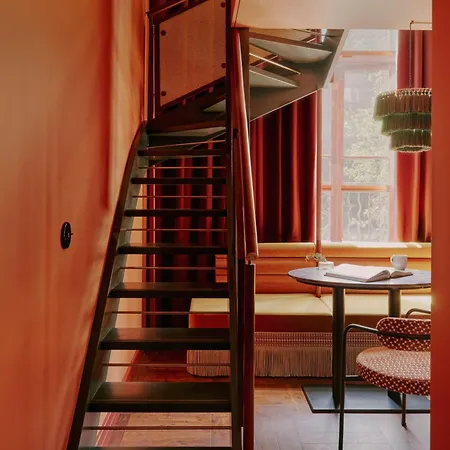 Hotel Ember Locke Kensington Londyn
