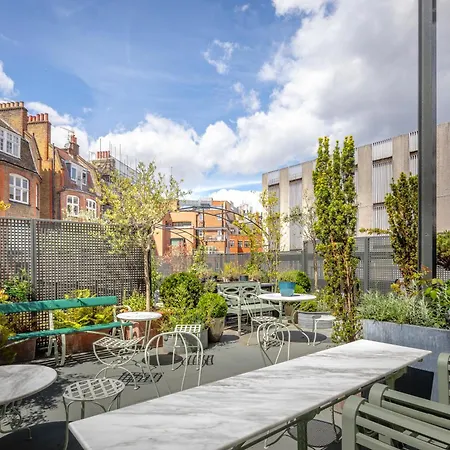 No. 30 Knightsbridge 4*