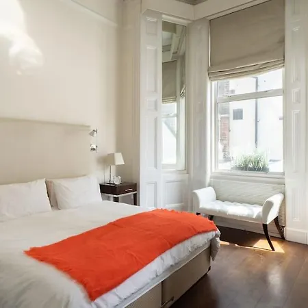 Super Knightsbridge 2 Bed Gound Floor