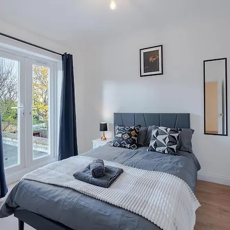 Putney Haven 3bd 2 Bath Sleeps 8