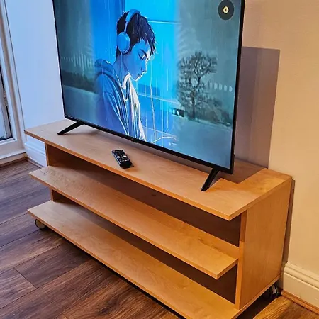 Apartment Entire Oval *