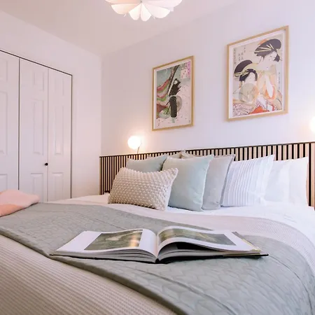 3-bed Sanctuary, Free Parking - Barking Riverside Holiday home