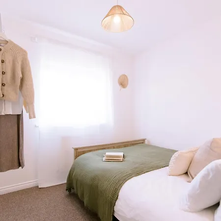 3-bed Sanctuary, Free Parking - Barking Riverside *