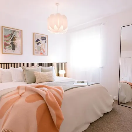 3-bed Sanctuary, Free Parking - Barking Riverside Thamesmead (Greater London)