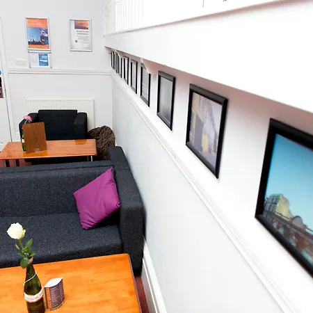 Yha Earl's Court *