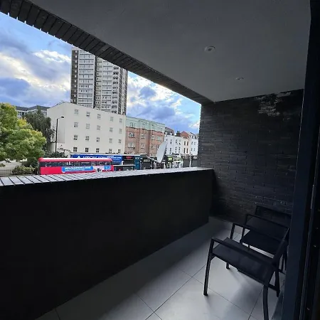 The Edge Ft1 Apartment *