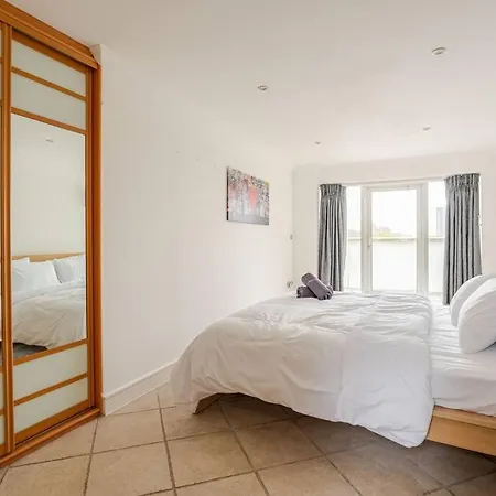 Stunning Duplex Penthouse With Shard Views * London