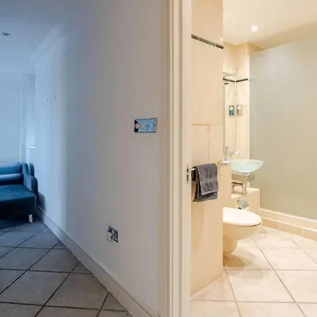 Stunning Duplex Penthouse With Shard Views Apartment *