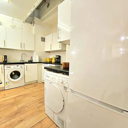 Appartement Duplex With 3 Bedrooms And Large Sofa-bed Back Patio, Near Angel And King's Cross Station
