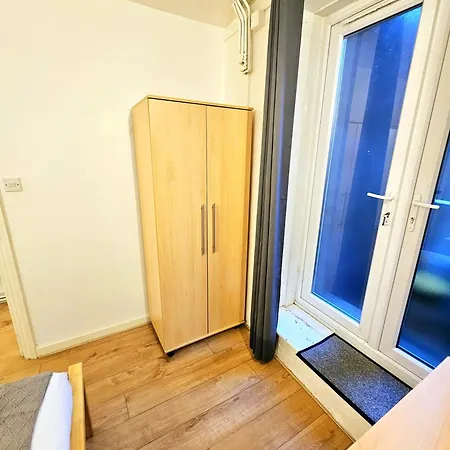 Duplex With 3 Bedrooms And Large Sofa-bed Back Patio, Near Angel And King's Cross Station Londres