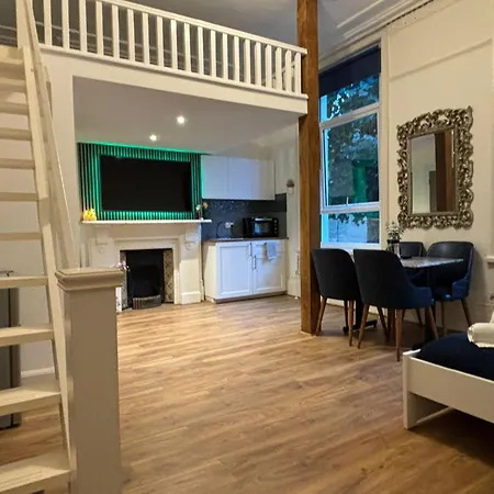 Zee Homes W6