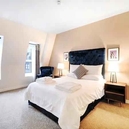 Aparthotel Monument Serviced By Lovelystay