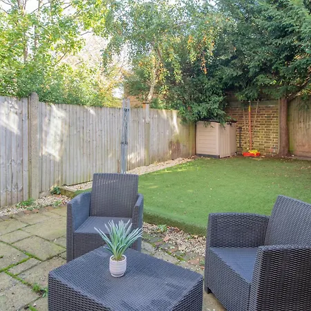 公寓 Brilliant Bromley, Spacious, Garden, Free Parking *