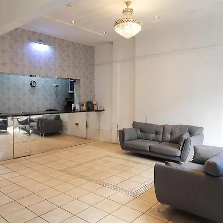 Hyde Park Court Hotel Londres