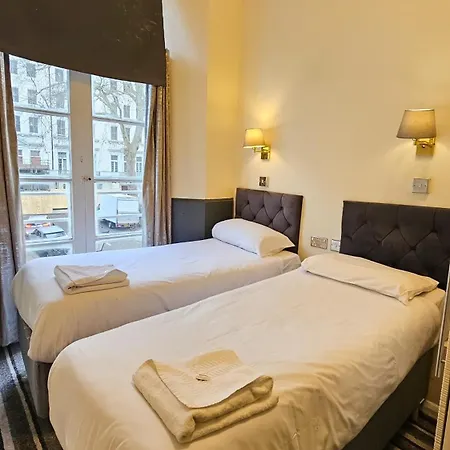 Hotel Hyde Park Court 2*