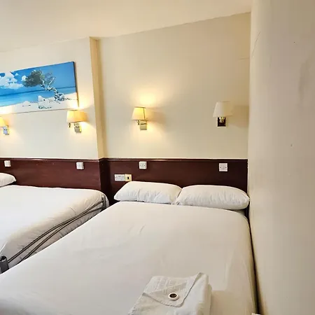 Hotel Hyde Park Court 2*