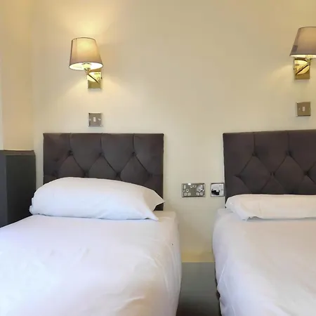 Hotel Hyde Park Court 2*