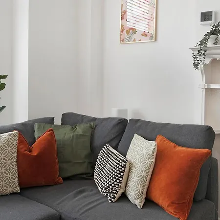 One Bedroom Flat Muswell Hill - First Floor